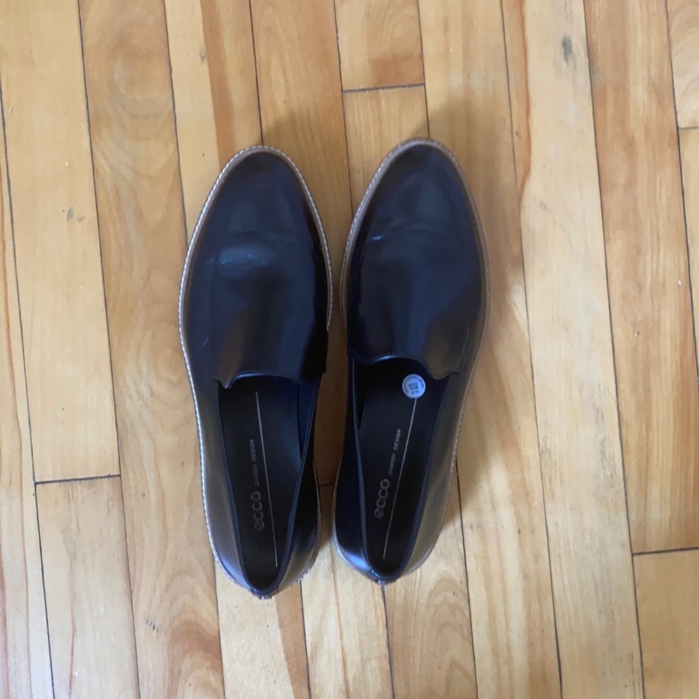 Ecco loafers size 40